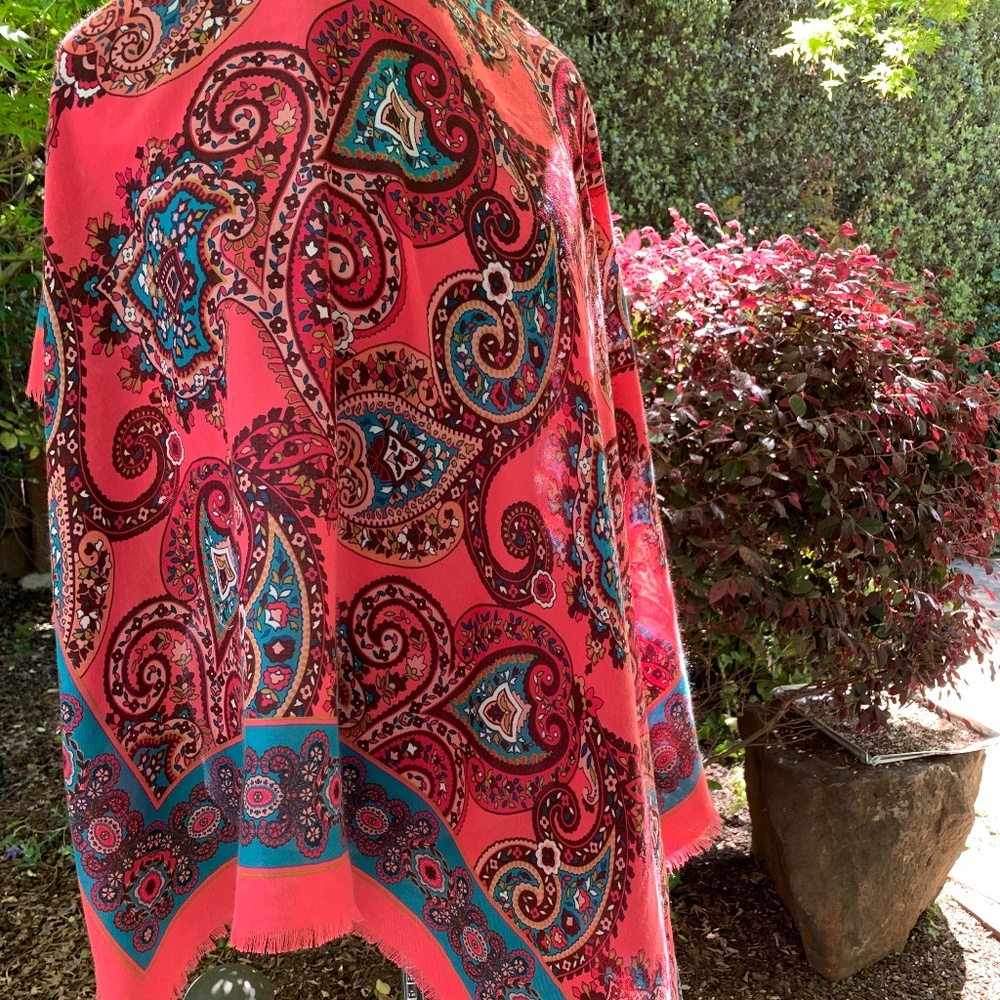 NWT - LOFT Women's Scarf - Pink Paisley -48" x 48"